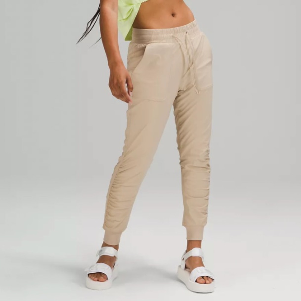 NWOT Lululemon Beyond The Studio Jogger Tan 6